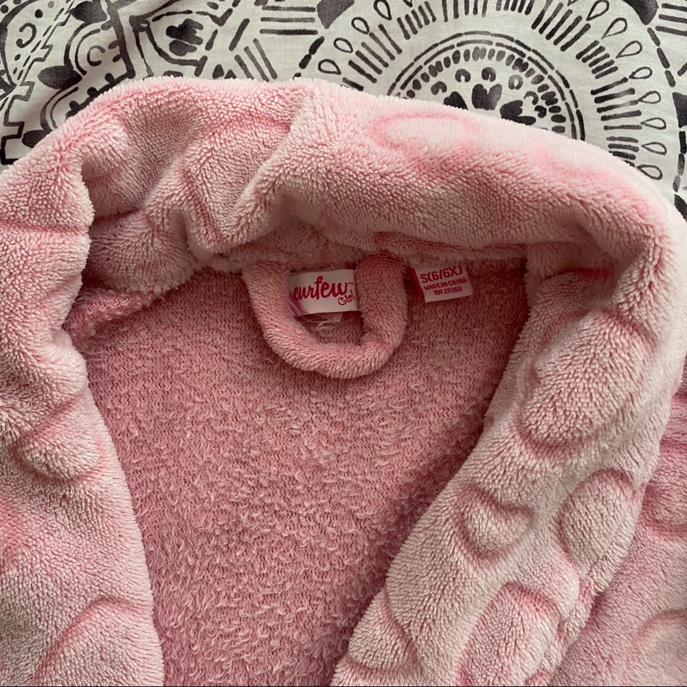 Pink Heart Robe - Picture 4 of 5